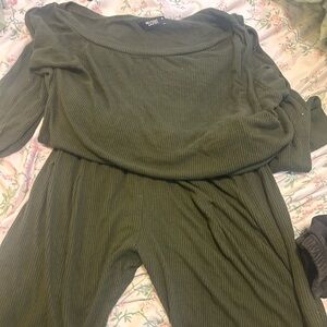 Michael Lauren Forest Green Ribbed Leggings. Green lounge outfit. Rubber